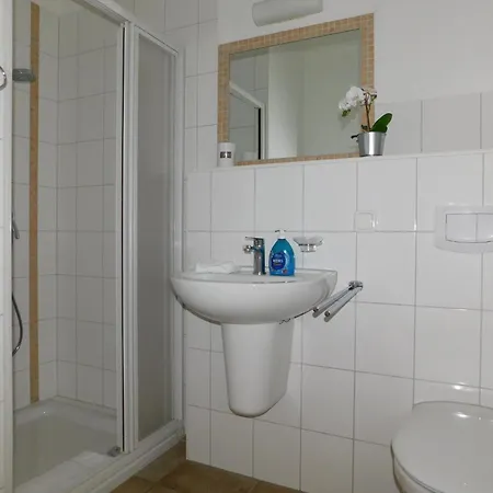 Haus Sonnenschein 1 *